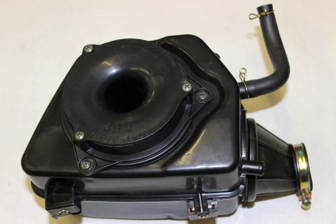 воздушный фильтр в сборе