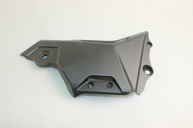 облицовка правая  (черный / SILVER BLACK)