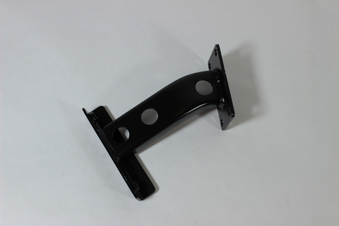 кронштейн крепления правой защелки двери