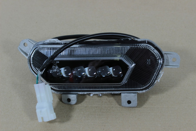 ходовой огонь правый