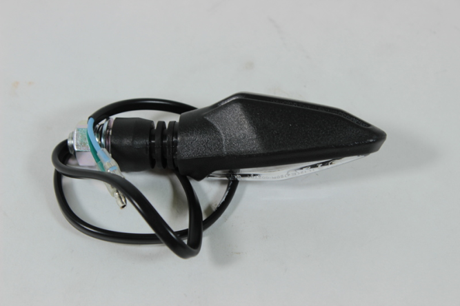 указатель поворота правый (передний, задний)