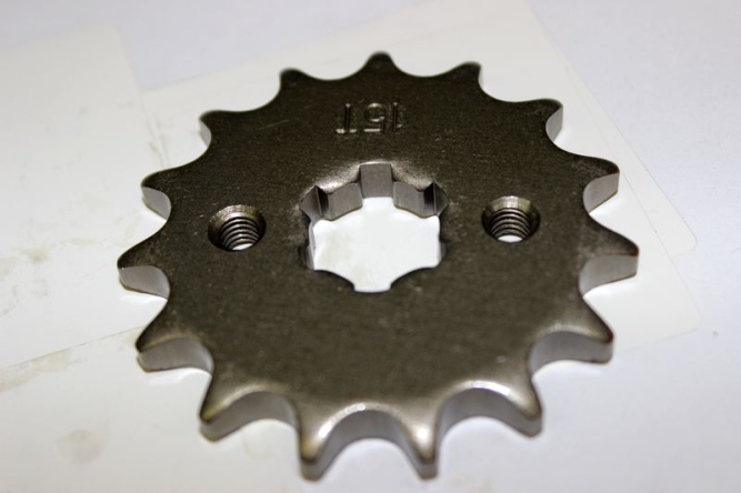 звездочка ведущей шестерни