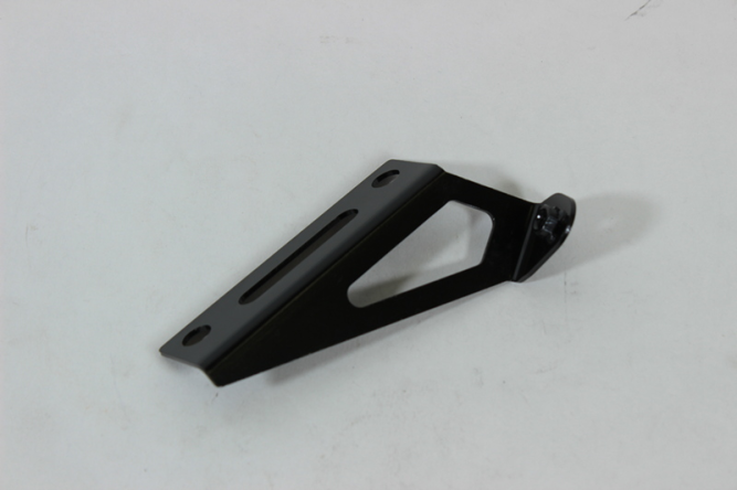 кронштейн задней облицовки правый