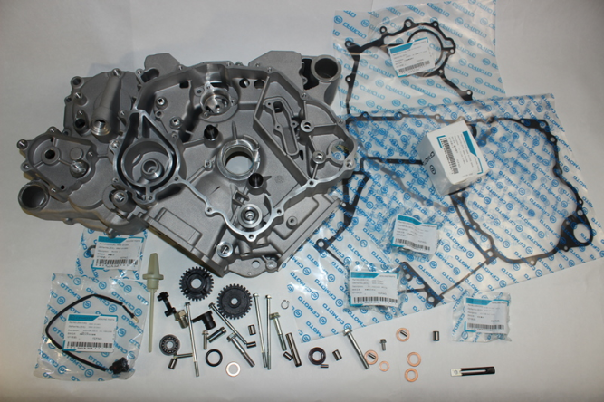 картер, левая половина в сборе