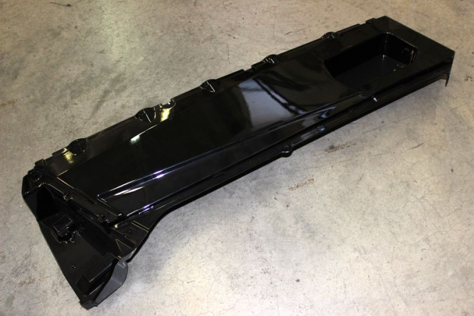 облицовка борта кузова, правая (черный/PEARL BLACK)