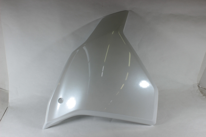 облицовка внешняя левая (белый / NEBULA WHITE)