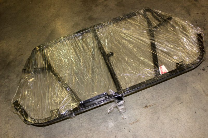 кронштейн багажного отсека