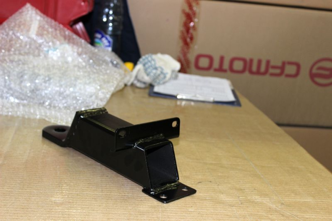 кронштейн фаркопа  Х8