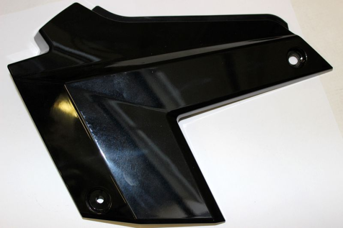 облицовка задней части левая (черный/PEARL BLACK)