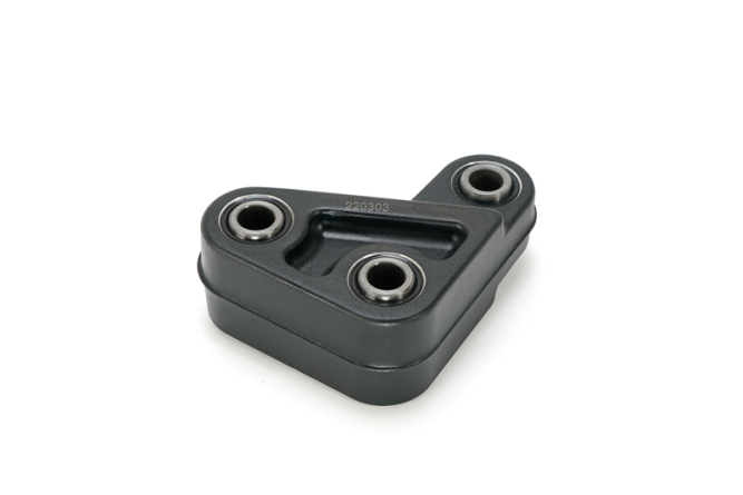 кронштейн амортизатора