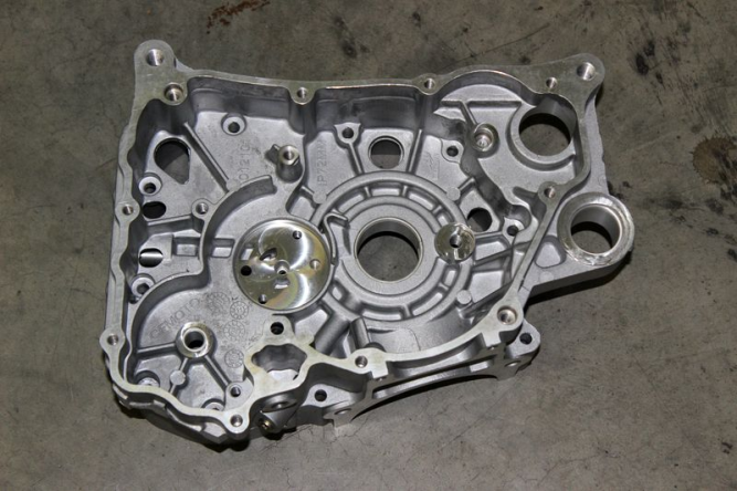 картер правая половина красный