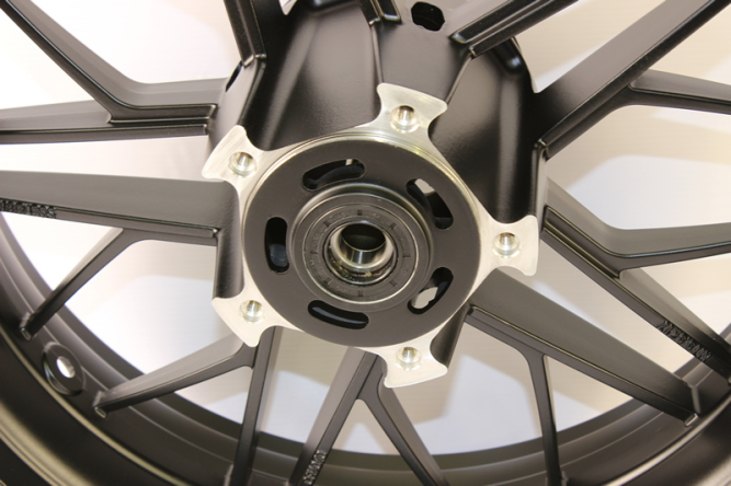 диск колесный задний в сборе (для расцветки TWILIGHT BLUE)