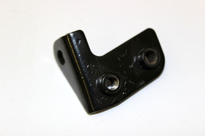 кронштейн ветрового стекла правый