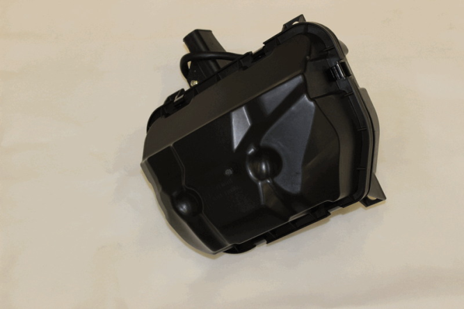 воздушный фильтр в сборе